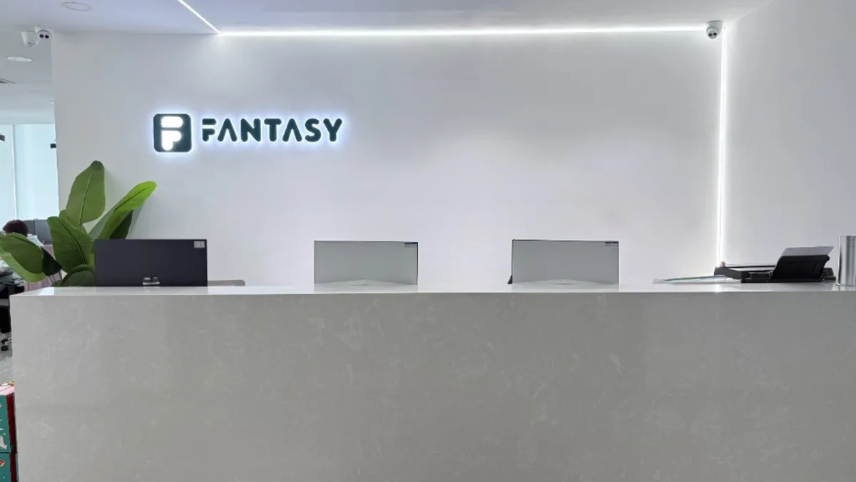 Shanghai CS outsourcing office photo 3